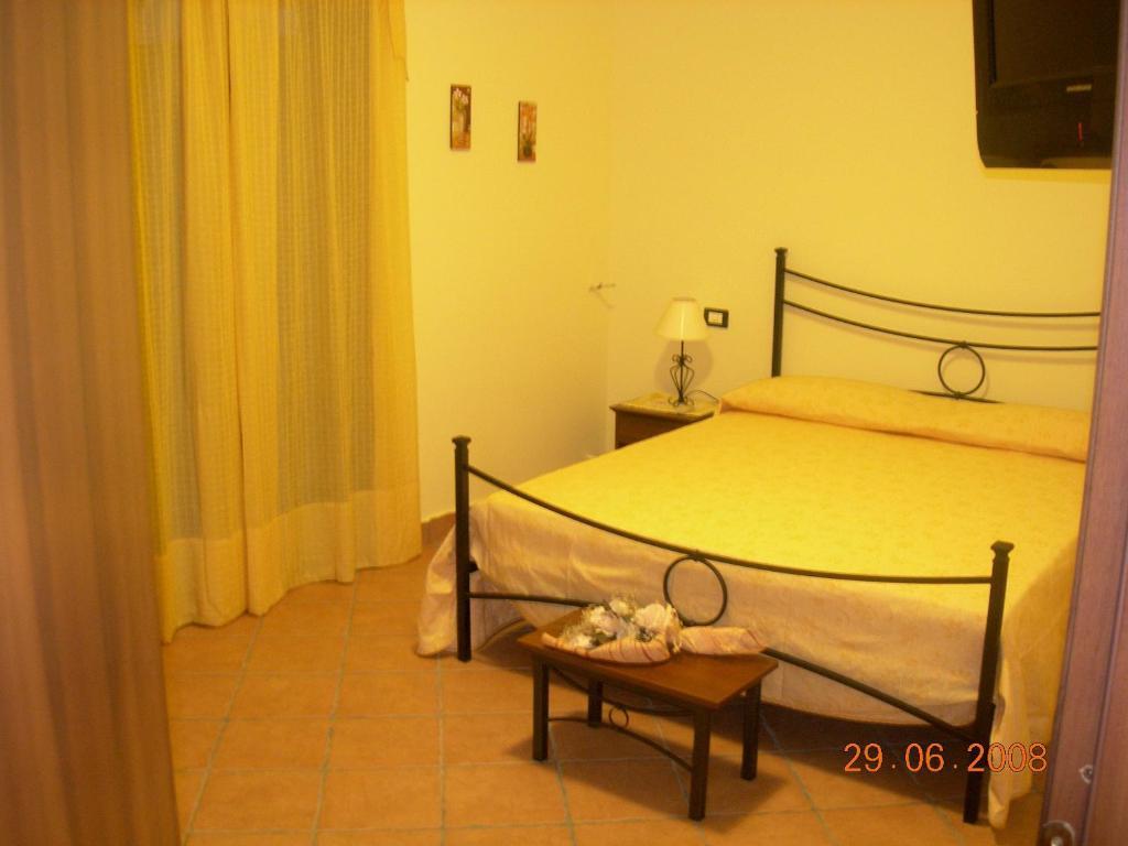 La Porta Dell'etna Bed & Breakfast